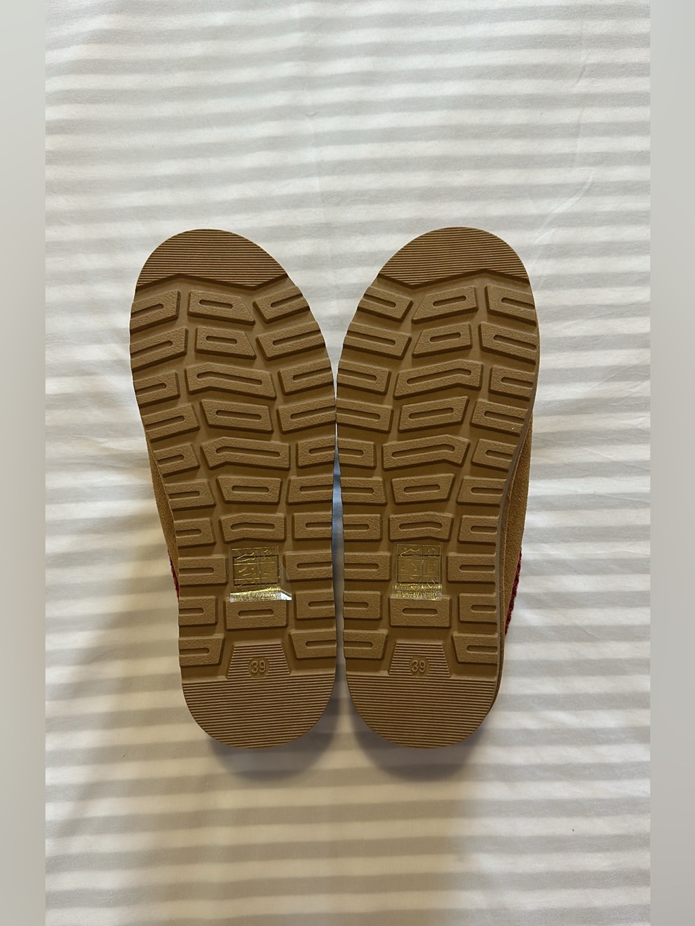 Suede Clogs - Picture 4 of 6